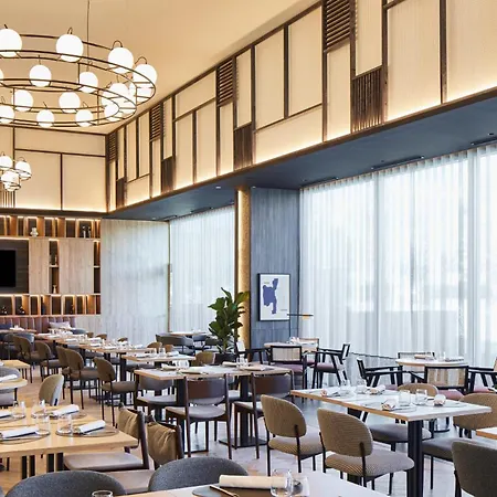 Hotell Four Points By Sheraton Barcelona Airport *