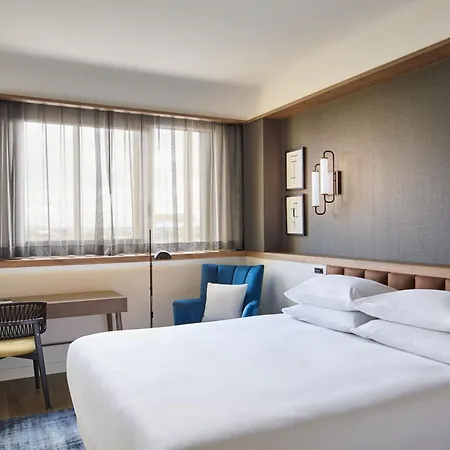 Otel Four Points By Sheraton Barcelona Airport *