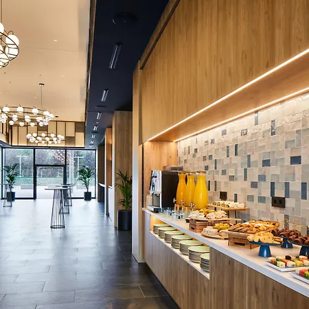 Hotel Four Points By Sheraton Barcelona Airport